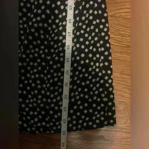 Princess Polly Black White Marion Floral Tie Front Mini Dress Size 4 - Picture 9 of 9